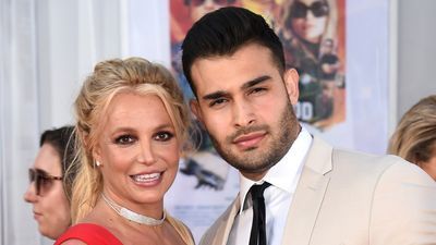 Image for story: Britney Spears' husband files for divorce, seeks financial support throughout proceedings
